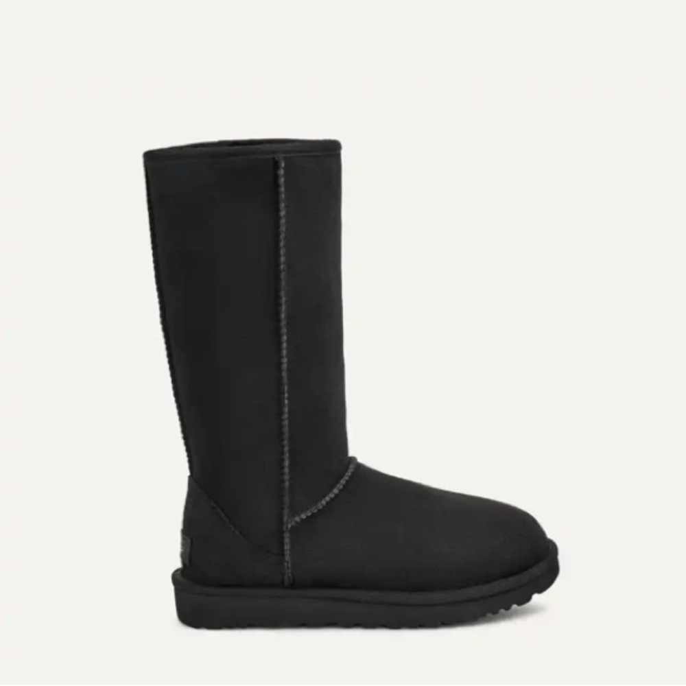 UGG Classic Tall II Suede Boots Size 6